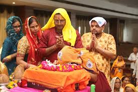 कलश यात्रा से भक्तिमय हुआ समूचा बृजधाम #bhagwat ठा. श्री प्रियाकांत जू  मंदिर, शांति सेवा धाम- वृंदावन में श्रीमद्भागवत कथा के प्रारंभ से पूर्व ...