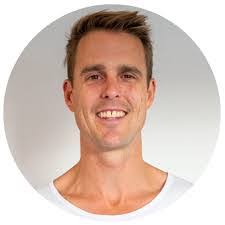 Alex Procter's Instagram, Twitter & Facebook