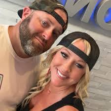 Miranda Arrington's Instagram, Twitter & Facebook