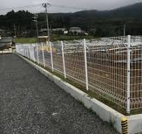 Hot-DIP Galvanized Solar System Fence Animal Husbandry Equipment Farm Fence