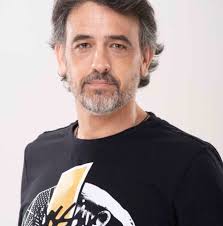 Nota a YOSKA LÁZARO