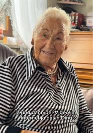 Oma Edith und ihre Bioäpfel: Ein Familientreffen