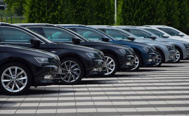 Airport Car Rental Kigali: Self-Drive vs Chauffeur Options - Rwanda Car Rent