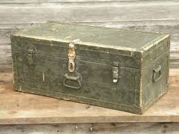 Old Wwii Vintage Olive Drab Us Army Foot Locker Trunk Or Chest Foot Locker Trunk Lockers Shadow Box