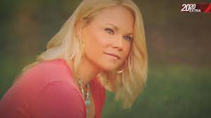 Kelly Clayton's Instagram, Twitter & Facebook