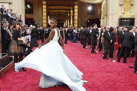 Double oscar nominee leslie odom jr. L A Red Carpet Looks At The Oscars Golden Globes Grammys Los Angeles Times