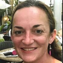 Michelle Ewald's Instagram, Twitter & Facebook