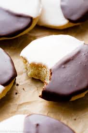 Black And White Cookies Nyc Recipe Pin On Desserts