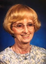 Nicole Knipp's Instagram, Twitter & Facebook