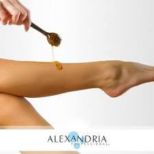 Removing all hair and finishing if all of the sugar doesn't come off, just put the sugar that's already in your hand with the part that's left and remove in the same fast, flicking motion. House Of Sugar Downtown Smooth Spa