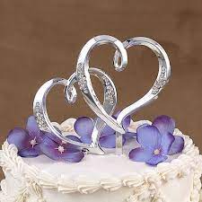 June 2011 Wedding Inspiration And Wedding Advice Heart Wedding Cake Topper Heart Wedding Cakes Wedding Cake Toppers Unique