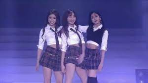 Lovelyz_official (@lovelyz_official) 님의 최신 동영상을 시청해 . A Pann A The Contrast Between Lovelyz Mijoo Sujeong On The Same Stage Whose Body Aura Do You Like Netizen Nation Onehallyu