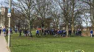hamˈbʊʁɡɐ ˌʃpɔʁt fɛʁˈʔaɪn), commonly known as hamburger sv, hamburg or hsv (ipa: Vor Bundesliga Spiel Hooligan Schlagerei Zwischen Hamburg Und Schalke Sportbuzzer De