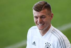 Kroos kritik nach länderspiel ein weckruf zur rechten zeit. Die Geheime Whatsapp Gruppe Von Toni Kroos