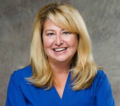 Amazon.com: Lisa Tucker McElroy: books, biography, latest update