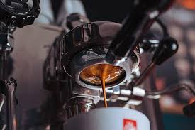 You will get a mix of control that the manual machines provide you, although not quite as much. Best Semi Automatic Espresso Machine 2021 Budget Options For Beginners