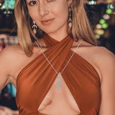 Crystal Pendant Jewelry for Women Charm Necklace Chain Empty Stone Holder