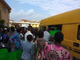 The lagos state local government elections took off on a slow start on saturday as voters trickle in at polling centres across the state. Fdzxnsoxqlugwm