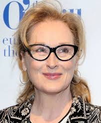 Here are 15 celebrities who wear glasses and look amazing while doing so. She Owns Every Pair Of Glasses Ever Actresses Meryl Streep Blonde Actresses