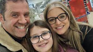 Dad started hallucinating seeing bubbles in the floor