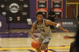 Self pays visit to juco recruit Mario Little