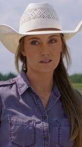 Loni Cook's Instagram, Twitter & Facebook