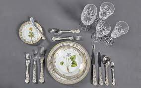 Retractable utility knives come from a variety of manufacturers and in many shapes in sizes. The Table Setting Demystified Doyle Auction House