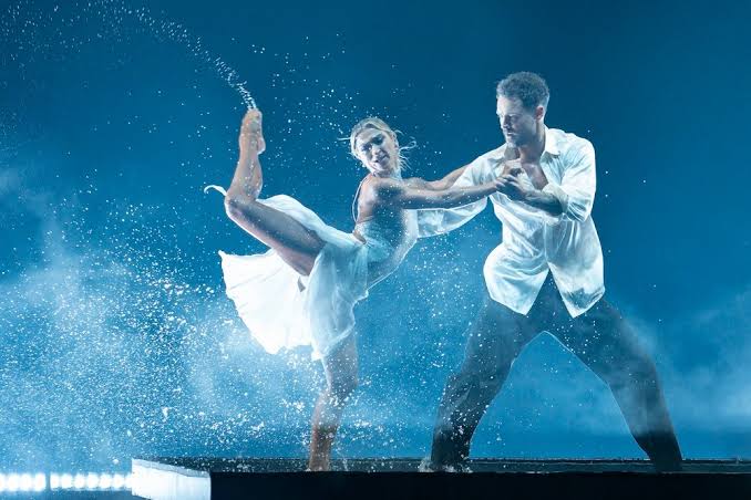 Dancing With the Stars' Audience Scolded for Booing Carrie Ann Inaba, More  Not Shown on TV