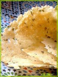 Tuiles De Parmesan Aux Herbes Le Coconut Blog Levain Fermentation Fait Maison Recettes De Cuisine Tuile De Parmesan Recette Hiver