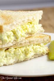 This Easy Classic Egg Salad Recipe Is A Creamy Cool Delight That S Great For Sandwiches For An Eas Classic Egg Salad Recipe Classic Egg Salad Egg Salad Recipe