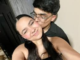 Efrain Cuevas's Instagram, Twitter & Facebook