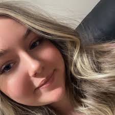 Alma Chua's Instagram, Twitter & Facebook