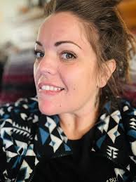 I take every morning at 6.30 am Levothyroxine 100mg en hydrocortisol 15mg.  For about 3 weeks now (secundairy hypothyroid). But I feel soooooooo tired!  I sleep about 12 hours per night and