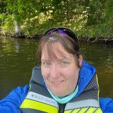 Kendra Markley's Instagram, Twitter & Facebook