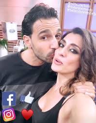 Elisa Isoardi E Raimondo Todaro Incollati Dalla Passione E Amore
