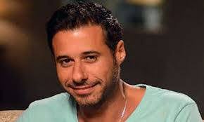 ممثل مصري شهير يتلقى عرضا أميركياً للمشاركة في فيلم إباحي! | Laha Magazine