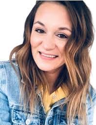 Alayna Thompson's Instagram, Twitter & Facebook