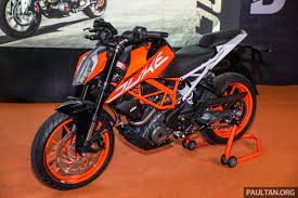 These two bikes has launched earlier in ktm lifestyle ktm rc 250 and duke 250 are always in the talks of the riders when we see the 200 ktm or the 390 ktm. Ktm Duke 250 390 Launch 2017 36 Paul Tan S Automotive News
