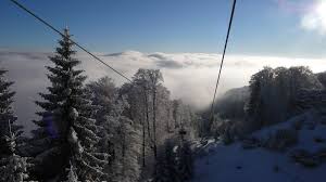 Muntele mic se afla in judetul caras severin, la poalele versantului sudic al muntilor tarcu. Muntele Mic Statiunea Montana Din Caras Severin I Tour Proiect NaÈ›ional De Promovare TuristicÄƒ