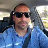 50+ perfiles de «Rodrigo Lucero»