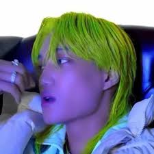 Maybe you would like to learn more about one of these? On Twitter Kai Gdragon The Only Two Idols Who Can Pull Off Bright Neon Green Hair Https T Co Rjdqa1ckjh