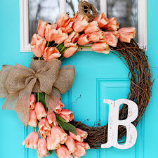 Tips and tricks to hang your wreath 30 Diy Spring Wreaths Ideas For Spring Front Door Wreath Crafts