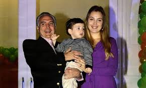 É casado com nejmi aziz, com quem têm três filhos, emjen, enzo e johara. Familia De Michel Temer Se Muda Para Brasilia Jornal O Globo