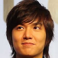 Lee min ho‏ @actorleeminho 18 ч18 часов назад. Lee Min Ho Tv Actor Bio Family Trivia Famous Birthdays