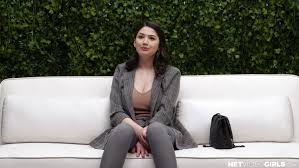 Alyx Star Curvy and Beautiful Net Video Girls - Curvy Erotic