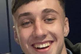 Gareth Gray's Instagram, Twitter & Facebook