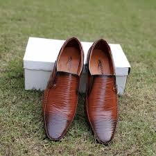 Looking to buy men's casual shoes online in pakistan visit tajori pk and get the variety of designer casual shoes for men in 2018 from our collection with the best deals in pakistani fashion casual shoes online shopping on tajori pk. Men S Formal Shoes Online In Pakistan Daraz Pk