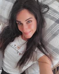 Daniela Waters (@dsw21_strngirlfit) • Instagram photos and videos