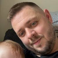 50+ "Lee Whitfield" profiles