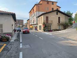 Il paese, che si è sviluppato dopo la fine degli anni '50 attorno ad un antico borgo del 1600, è adagiato su un crinale soleggiatissimo e con una incantevole vista sulle alpi circondato da faggeti e castagneti centenari ad una altezza. Roburent Il Sindaco Turismo E Viabilita Post Covid Noi Reagiamo Cosi Cuneo24